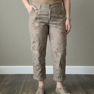 Democracy Flex-ellent Floral Cargo Pants Size 14 Khaki Tan Floral Boho Utility